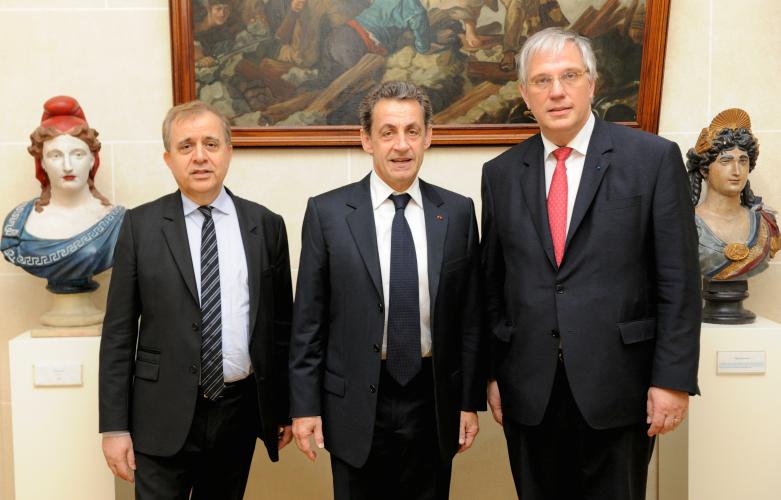 Nicolas SARKOZY / Roger KAROUTCHI / Bruno NORTH - Photographe Steeve GUERBAZ - A L'IMAGE PRES